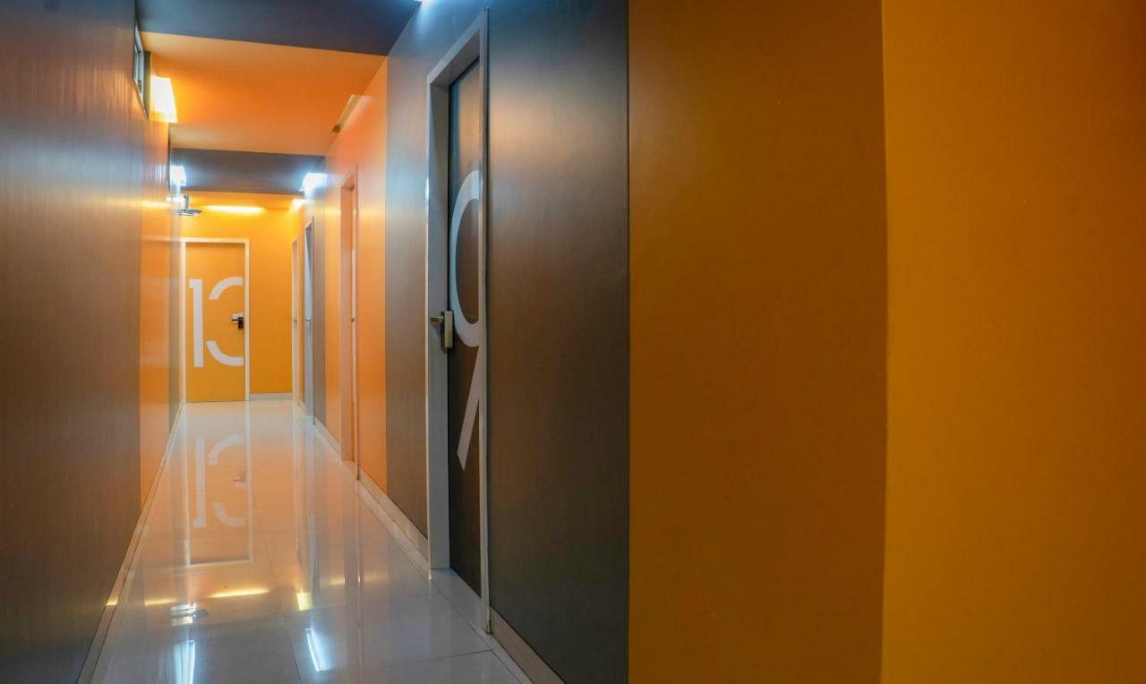 Hotel Oyo Flagship 13885 Metro Residency Mumbai Exterior foto