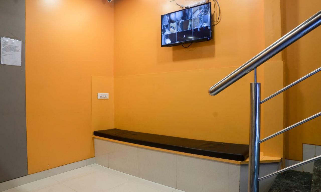Hotel Oyo Flagship 13885 Metro Residency Mumbai Exterior foto