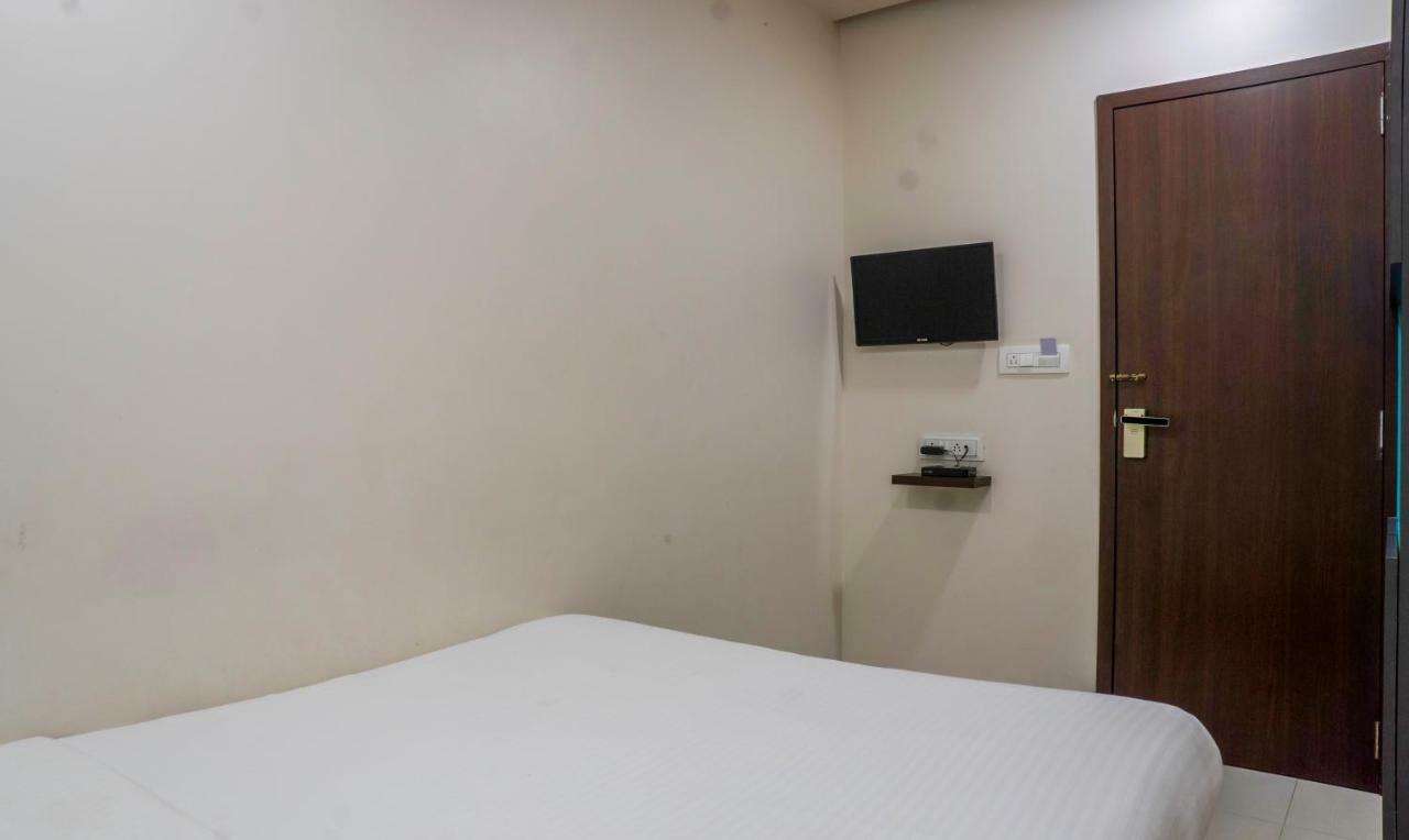 Hotel Oyo Flagship 13885 Metro Residency Mumbai Exterior foto